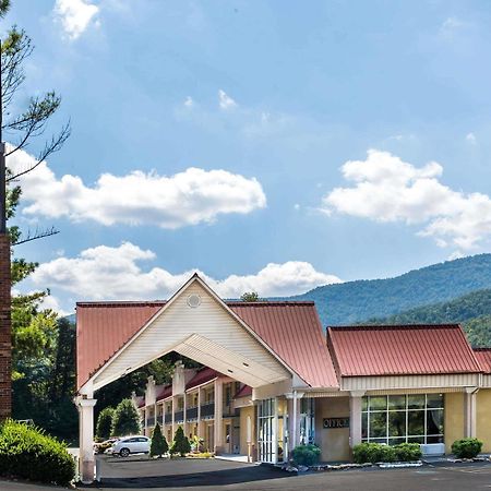 Super 8 By Wyndham Caryville Tn Buitenkant foto