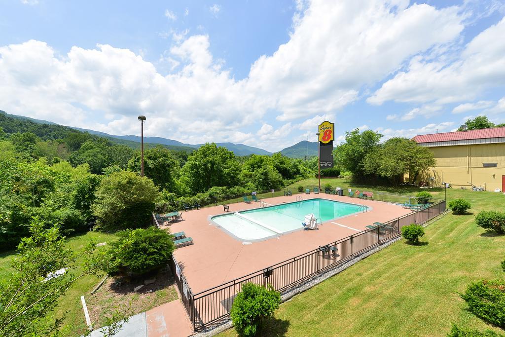 Super 8 By Wyndham Caryville Tn Buitenkant foto